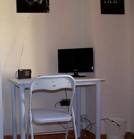 La Casa Di Iride בית הארחה *